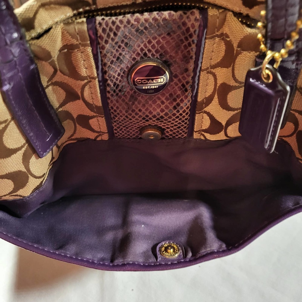 Coach Purse*EUC*Purple & Tan*Signature Snake Stripe*F25706 - Picture 4 of 10